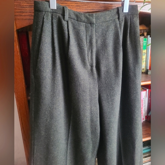 Hi-Rise Pleated Wide Leg Pants - Picture 3 of 7